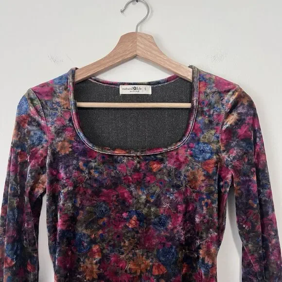 Natural Life Velvet Top Womens S Multicolor Floral Boho Whimsigoth Square Neck - Picture 3 of 6